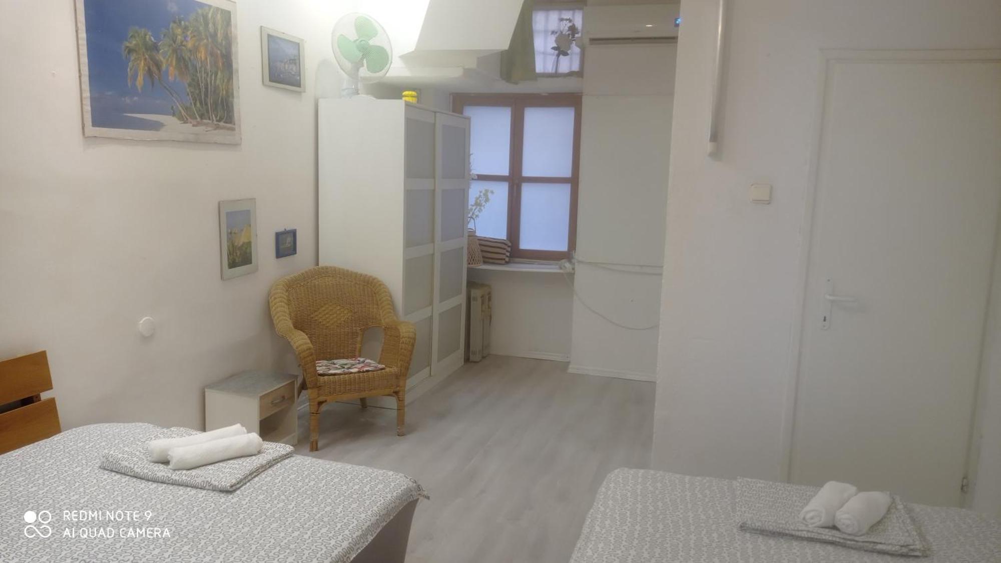 Apartment Youth Vita Zagabria Esterno foto